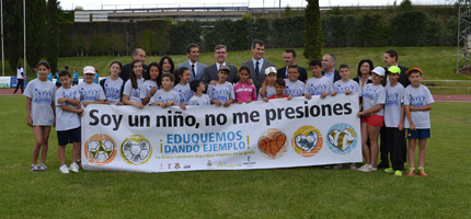 El Gobierno de Cospedal impulsa el programa '¡Eduquemos dando ejemplo!'