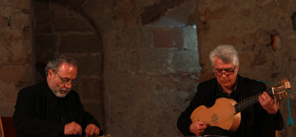 La Iglesia de Santiago vuelve al Medievo de la mano de Salterio y vihuela de péñola