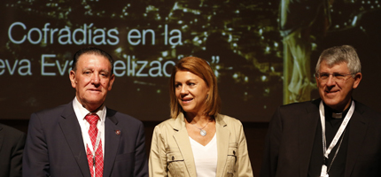 Cospedal destaca el papel de las cofradías, nexo entre los tiempos pasados y el presente de nuestra fe y nuestras señas de identidad