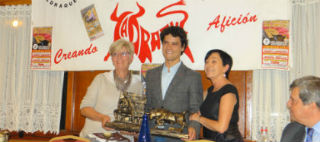 La Peña Taurina Jadraqueña entregó sus premios anuales, recordando siempre al ganadero Juan Barriopedro