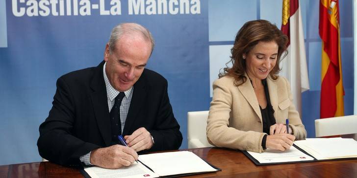 Marta García firma un convenio con los registradores de la propiedad para agilizar la información registral urbanística