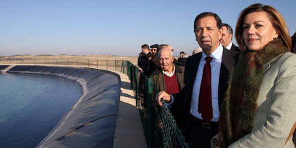 Cospedal afirma que “cuanto mejor aprovechemos el agua, más productiva será la agricultura y más se incrementará el nivel de vida de nuestros agricultores”