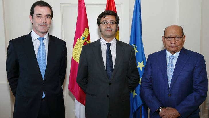 AvalCLM firma una línea especial de financiación con Bankia por 1,5 millones para apoyar proyectos empresariales