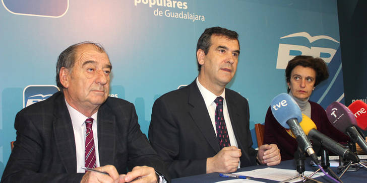 Román: 'Con el PSOE España era un problema para Europa, con el PP es un ejemplo'