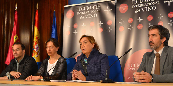 La Sala del TABV acoge la exposición de ilustraciones sobre El Ingenioso Hidalgo Don Quijote de La Mancha