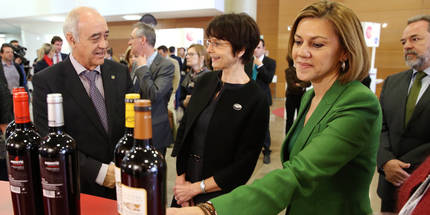 Cospedal asegura que “si superamos el reto de aumentar la empleabilidad de los jóvenes a través de la formación, estaremos conquistando el futuro”