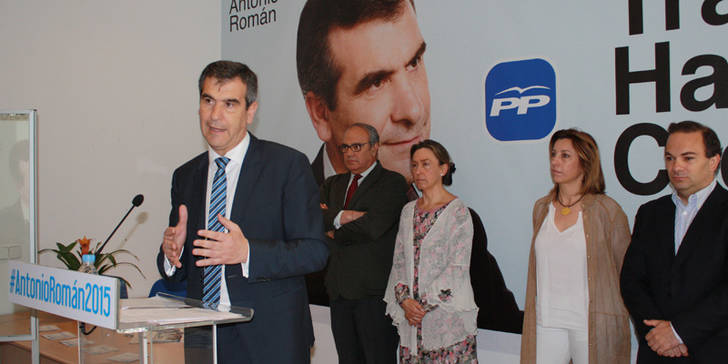 Antonio Román presenta la oficina de campaña del Partido Popular en la capital
