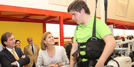 Cospedal califica de “encomiable” la “vocación de entrega” de los profesionales de la Fundación Nipace que “sacan lo mejor de nuestros niños”