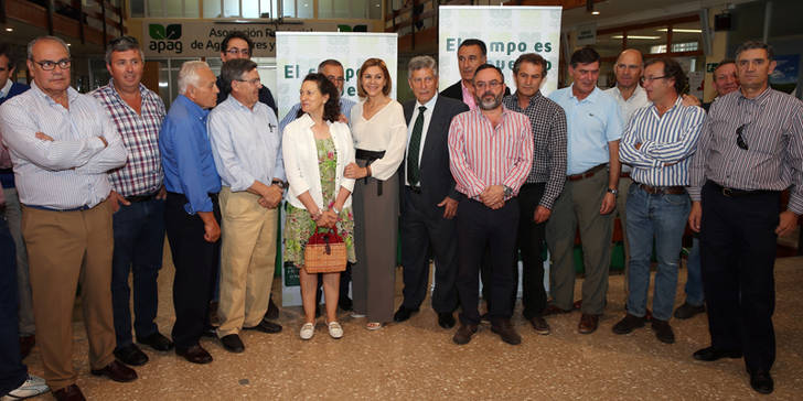 Cospedal destaca la importancia del sector primario en la región “que está ayudando mucho al crecimiento económico y a la creación de empleo”