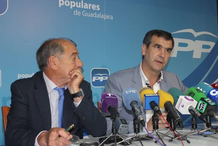 Román: Gracias a las políticas del PP cada día de este último año 10.000 personas han encontrado un empleo