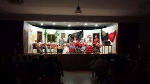 Música, pasión, sentimiento, y voces rocieras en la actuación de fin de curso del Coro rociero del Centro de Día de Alovera