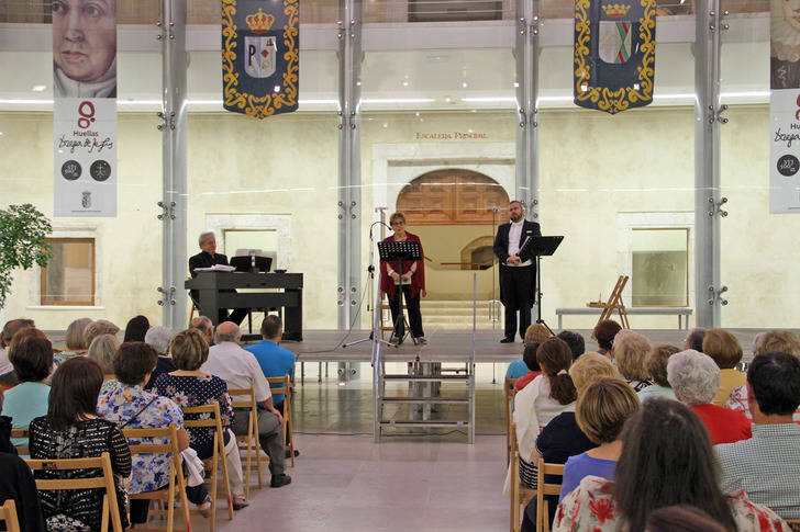Paloma Gómez Borrero le puso voz a Santa Teresa en el Palacio Ducal