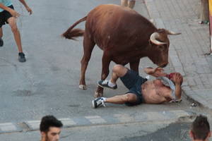 Un varón y su hijo de 15 años, corneados en encierro de Loranca