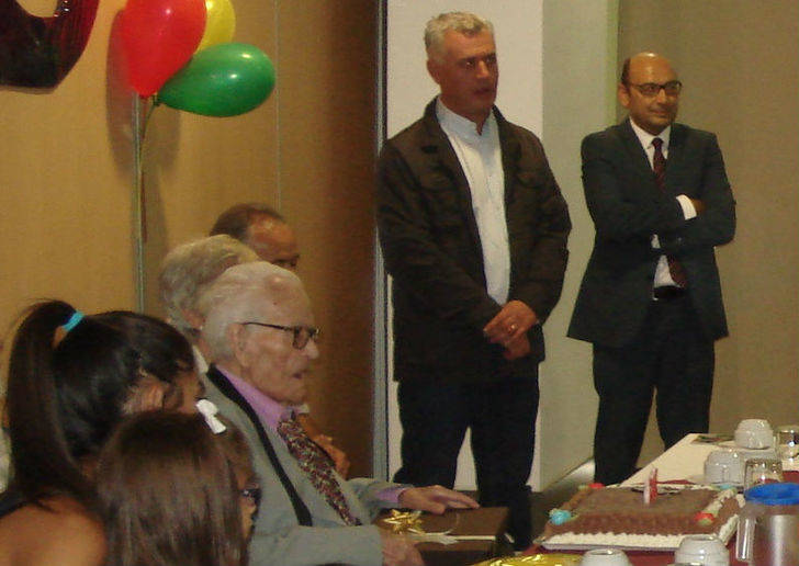 Sandalio González cumple 105 años en la residencia El Balconcillo