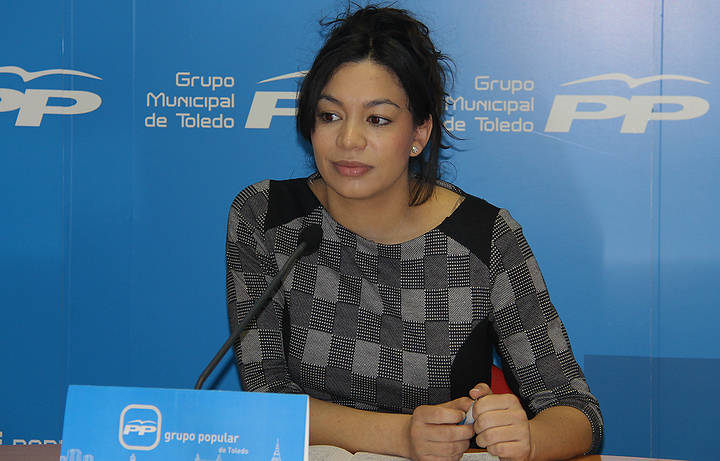 Alonso denuncia el ridículo del bipartito PSOE-Podemos, compareciendo para hablar del inicio del curso escolar, cuando este no ha comenzado