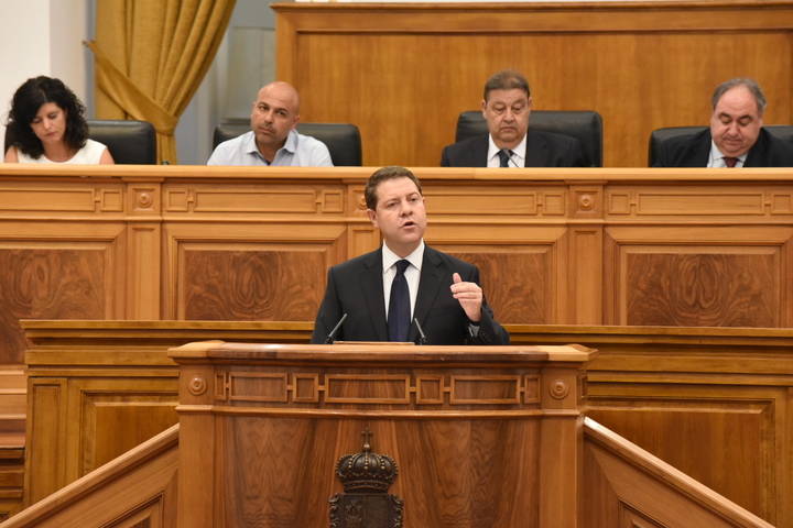 Page no aporta nada nuevo y tira de recetas tradicionales: gasto, gasto y más gasto público