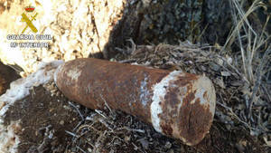 Encuentran un artefacto explosivo de la Guerra Civil en Ledanca