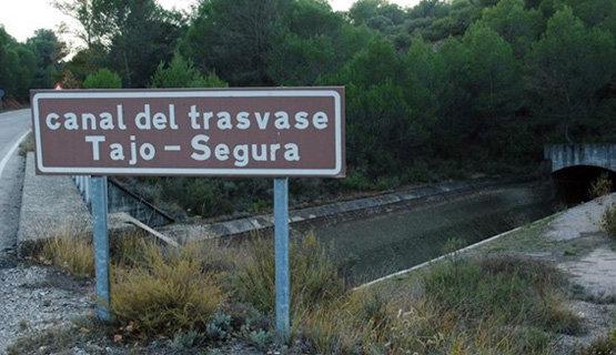 El Mundo acusa a Page de 