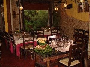 El dueño de un restaurante de Albacete le salva la vida a un médico, tras atragantarse