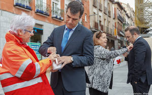 El Ayuntamiento expresa su apoyo a Cruz Roja en el Día de la Banderita