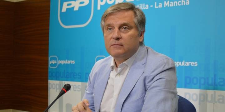 Cañizares: A Page le importa más la dirección de la RTVCM que el empleo, los comedores escolares o Elcogas