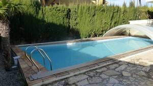 Fallece un hombre de 88 años ahogado en una piscina de El Casar