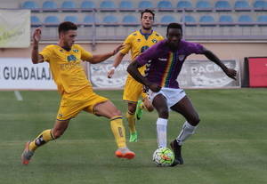 El Alcorcón le mete 3 goles al Dépor en su propia casa