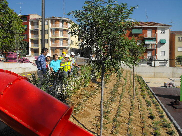 La ejecución del parque Adolfo Suárez concluirá a principios del próximo mes