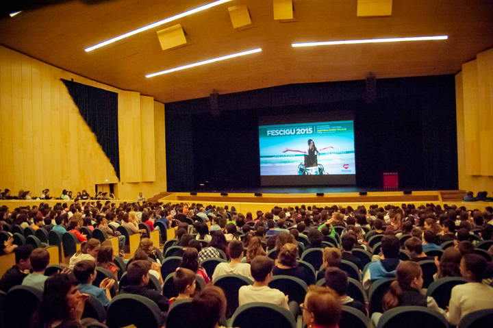 'Listen' se alza con el Primer Premio del FESCIGU 2015