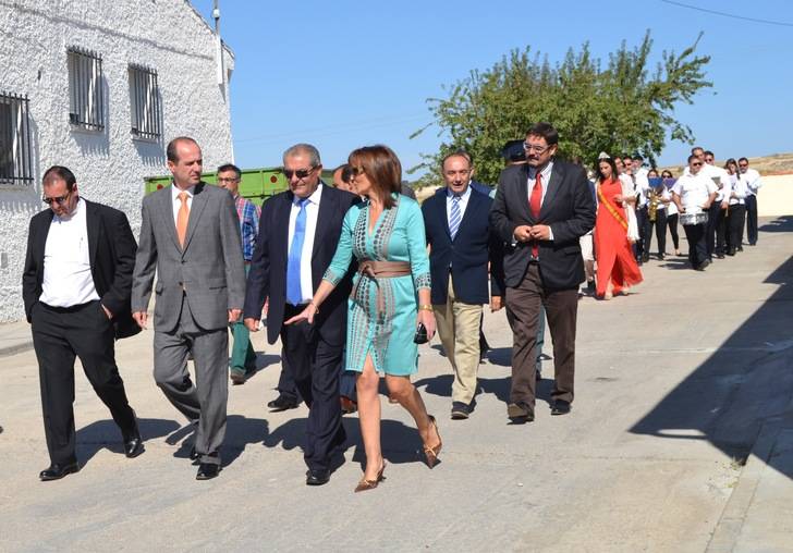 El delegado de la Junta acompaña a la Corporación municipal de Driebes en sus Fiestas patronales