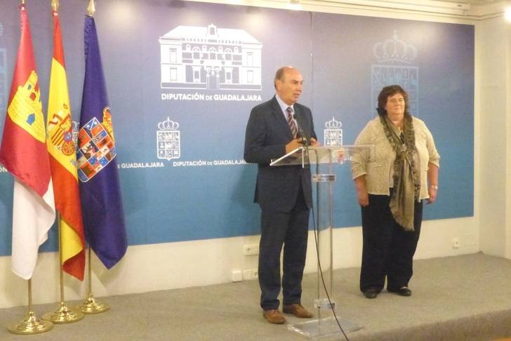 El periodista Roger Jiménez, Premio Internacional de Periodismo Cátedra Manu Leguineche por unanimidad del jurado