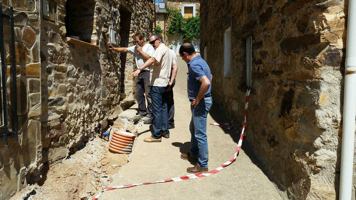 La Diputación lleva a cabo la renovación de la red de abastecimiento de Arroyo de Fraguas