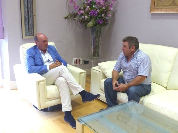Latre se reúne con los alcaldes de Gascueña de Bornova, Uceda y Membrillera