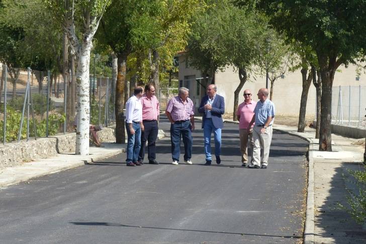Latre destaca la importancia de la Diputación en el arreglo de las carreteras para mayor seguridad y atraer visitantes 