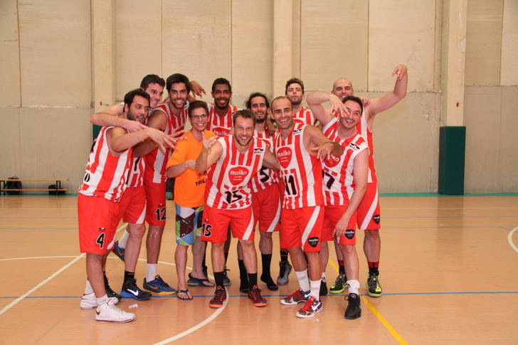 'Maiko' y 'Pirañas' se imponen con autoridad en el III Maratón de baloncesto de Trillo