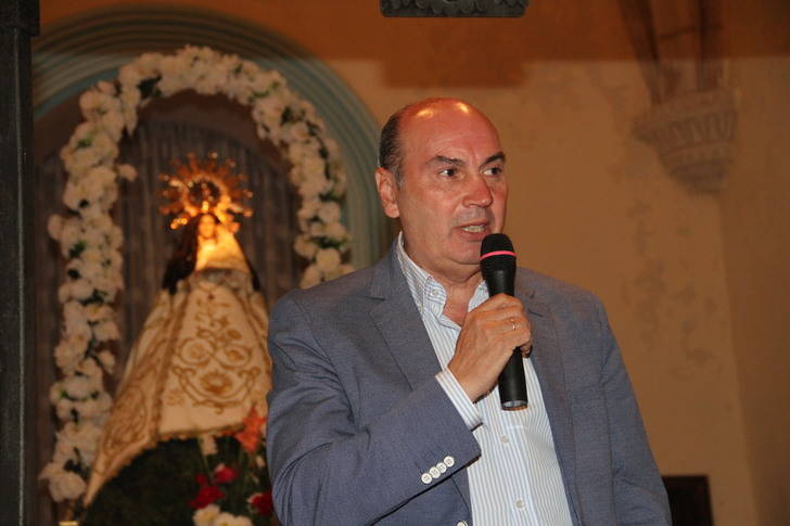 José Manuel Latre pregona las fiestas de Tamajón en honor a la Virgen de los Enebrales
