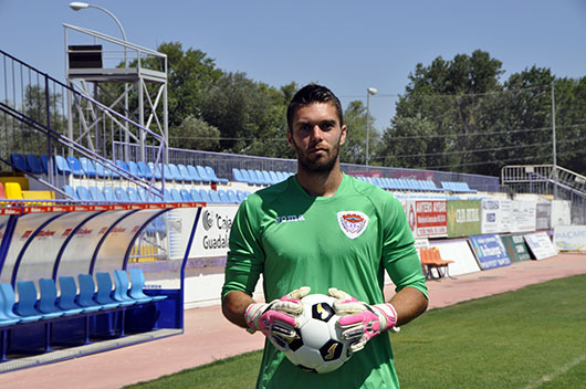 Toni Lechuga deja el Deportivo Guadalajara y ficha con el Burgos