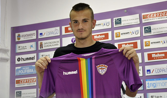 Ferrán Ferri: Llegar al Dépor es un paso muy importante en mi carrera