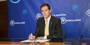 Velázquez: Vamos a seguir dando la batalla para que Page no se cargue el convenio sanitario con Madrid