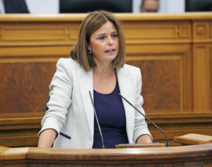 Valentín exige a Page sobre los refugiados que se deje de palabras vacías y empiece a poner hechos encima de la mesa