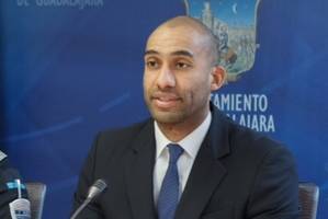 Engonga: Quienes deben plantearse si seguir, son aquellos concejales que mienten descaradamente