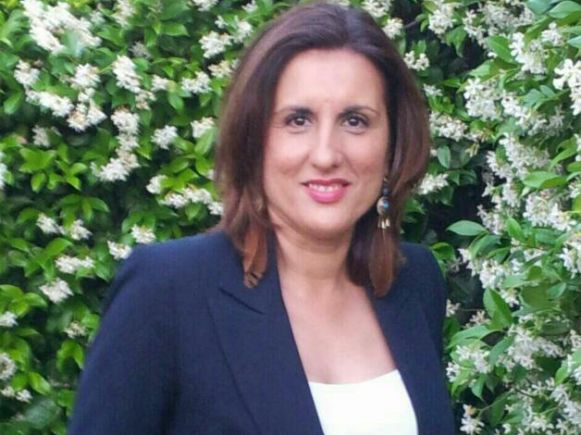 La diputada de Ciudadanos comienza en Galápagos la ronda de contactos con los ayuntamientos