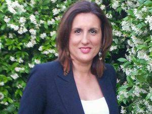 La diputada de Ciudadanos comienza en Galápagos la ronda de contactos con los ayuntamientos