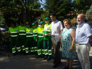 El taller de empleo Alovera sostenible recibe la visita del Director Provincial de Economía