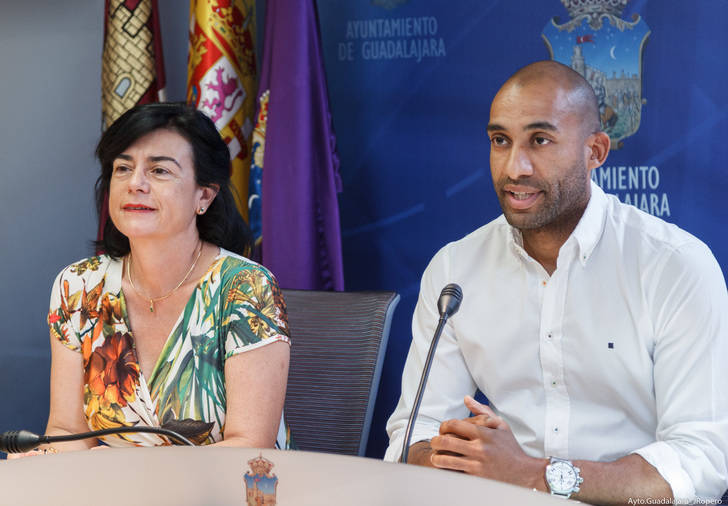 El Ayuntamiento celebra su primera Junta de Gobierno con la presencia de los portavoces de los grupos políticos