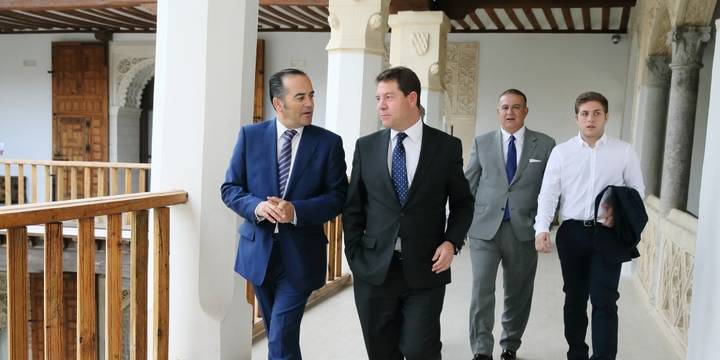 Gregorio defiende el ATC en Villar de Cañas y solicita a Page colaboración para salvar Elcogás