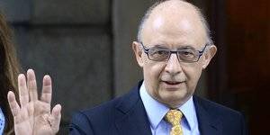 Montoro exige a Page, entre otros, que le envíe los ajustes presupuestarios para cumplir el déficit