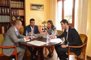 El PP de Azuqueca denuncia que Blanco y su equipo de gobierno ocultan a la oposición las reuniones que mantienen con el gobierno regional