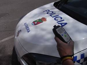 Imputan a un hombre en Alovera por triplicar la tasa de alcoholemia