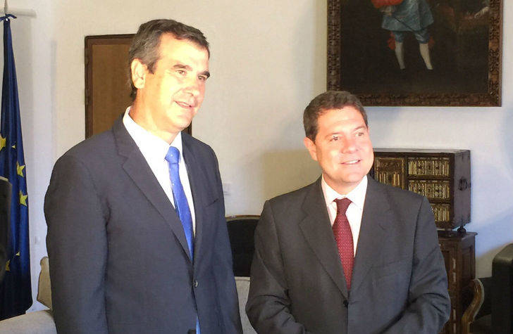 El campus, el convenio sanitario, las obras del Hospital y políticas sociales y de empleo, son algunos de los asuntos que han tratado Román y Page